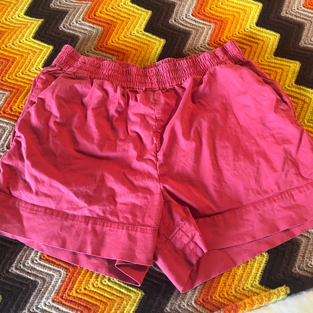 Everlane easy shorts red